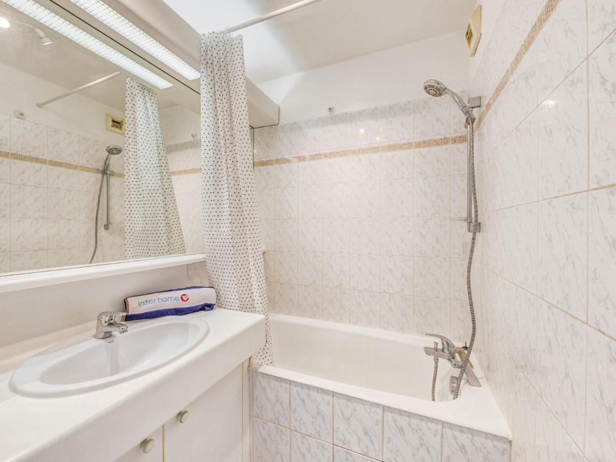 Apartment Le Cesaree-5 By Interhome Fréjus Εξωτερικό φωτογραφία