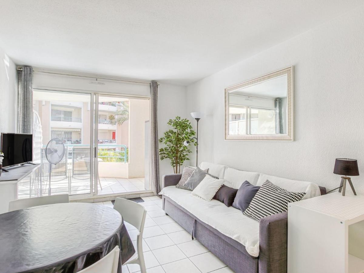 Apartment Le Cesaree-5 By Interhome Fréjus Εξωτερικό φωτογραφία