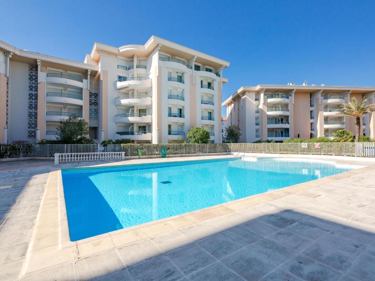 Apartment Le Cesaree-5 By Interhome Fréjus Εξωτερικό φωτογραφία