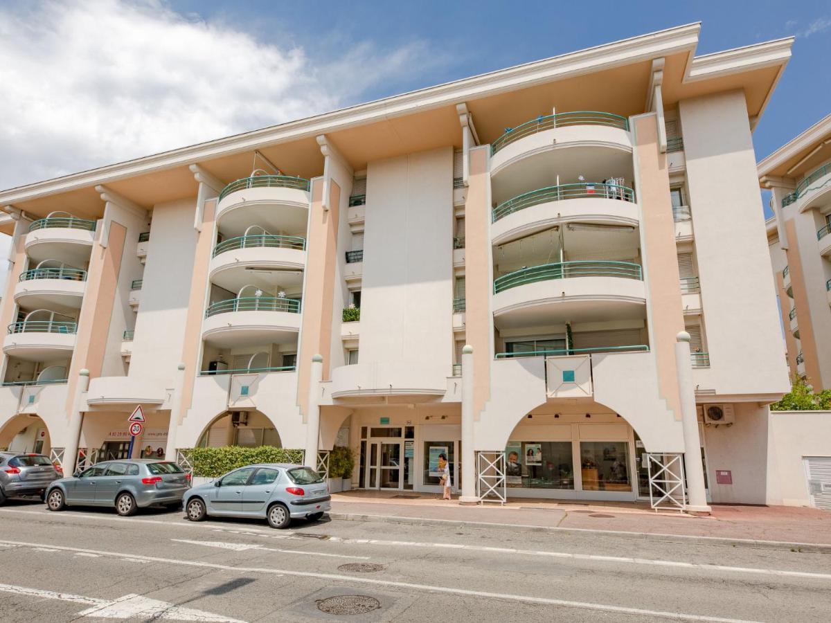Apartment Le Cesaree-5 By Interhome Fréjus Εξωτερικό φωτογραφία