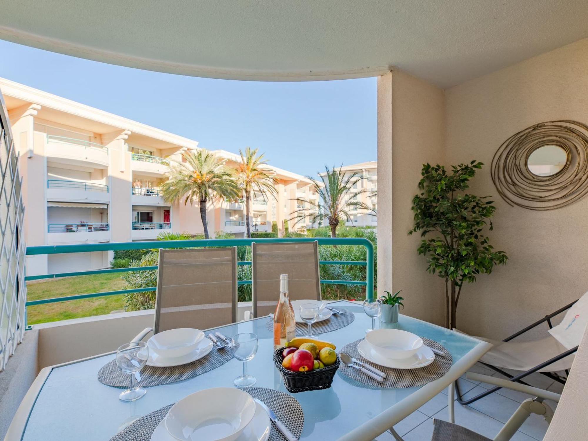 Apartment Le Cesaree-5 By Interhome Fréjus Εξωτερικό φωτογραφία