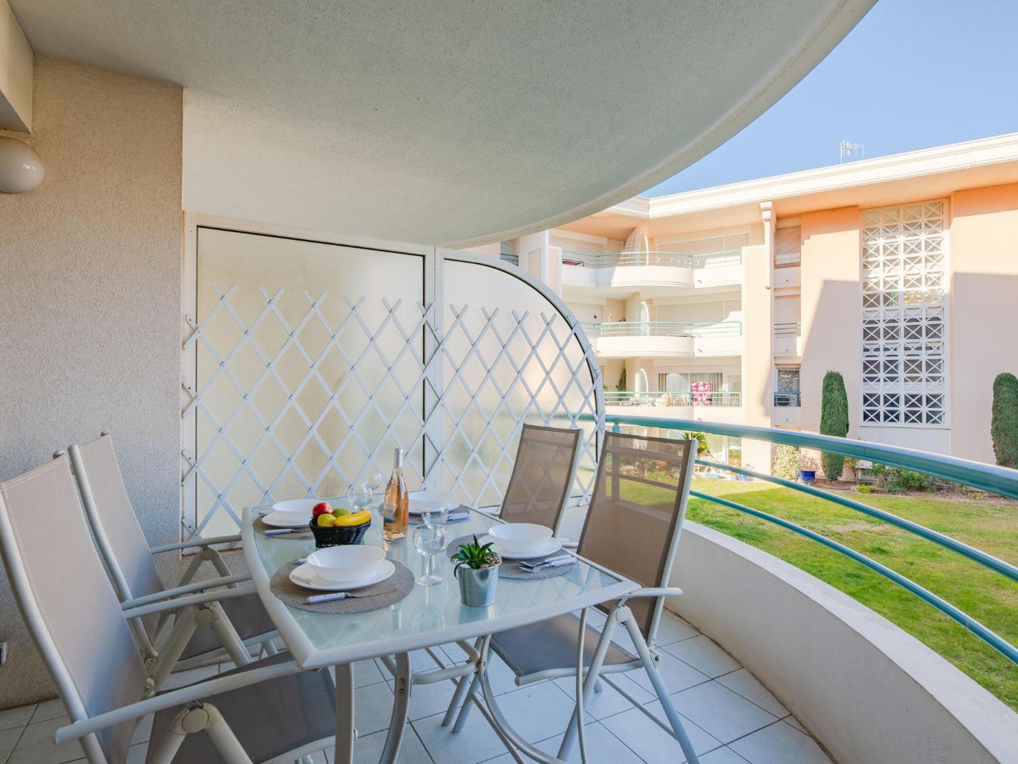 Apartment Le Cesaree-5 By Interhome Fréjus Εξωτερικό φωτογραφία