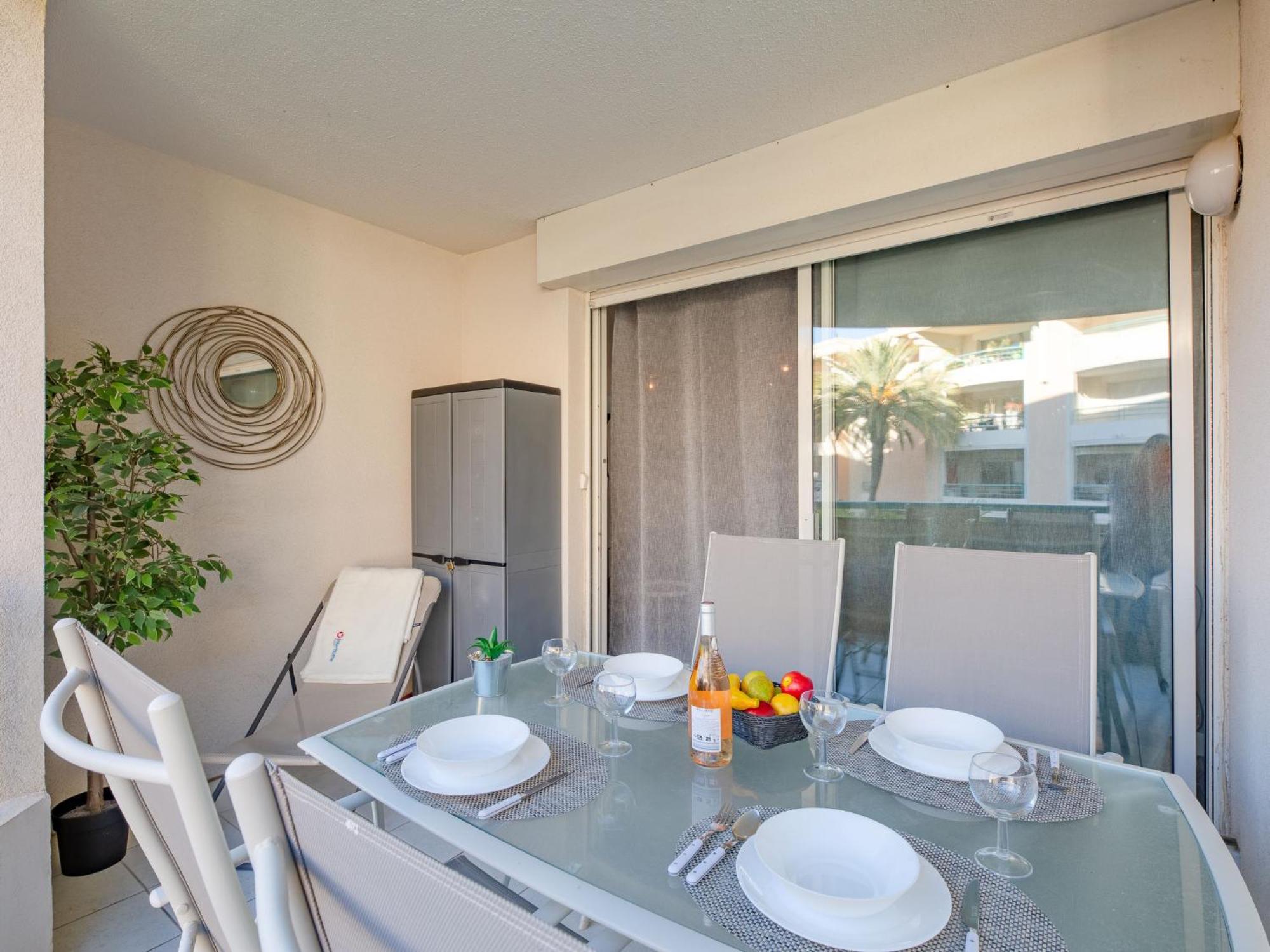 Apartment Le Cesaree-5 By Interhome Fréjus Εξωτερικό φωτογραφία